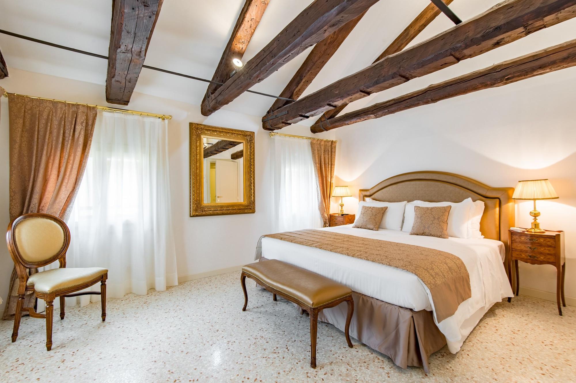San Teodoro Palace - Luxury Apartments Venedig Eksteriør billede