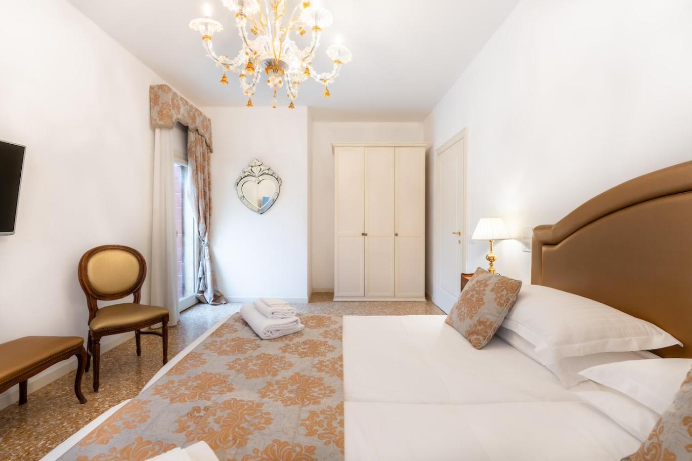 San Teodoro Palace - Luxury Apartments Venedig Eksteriør billede