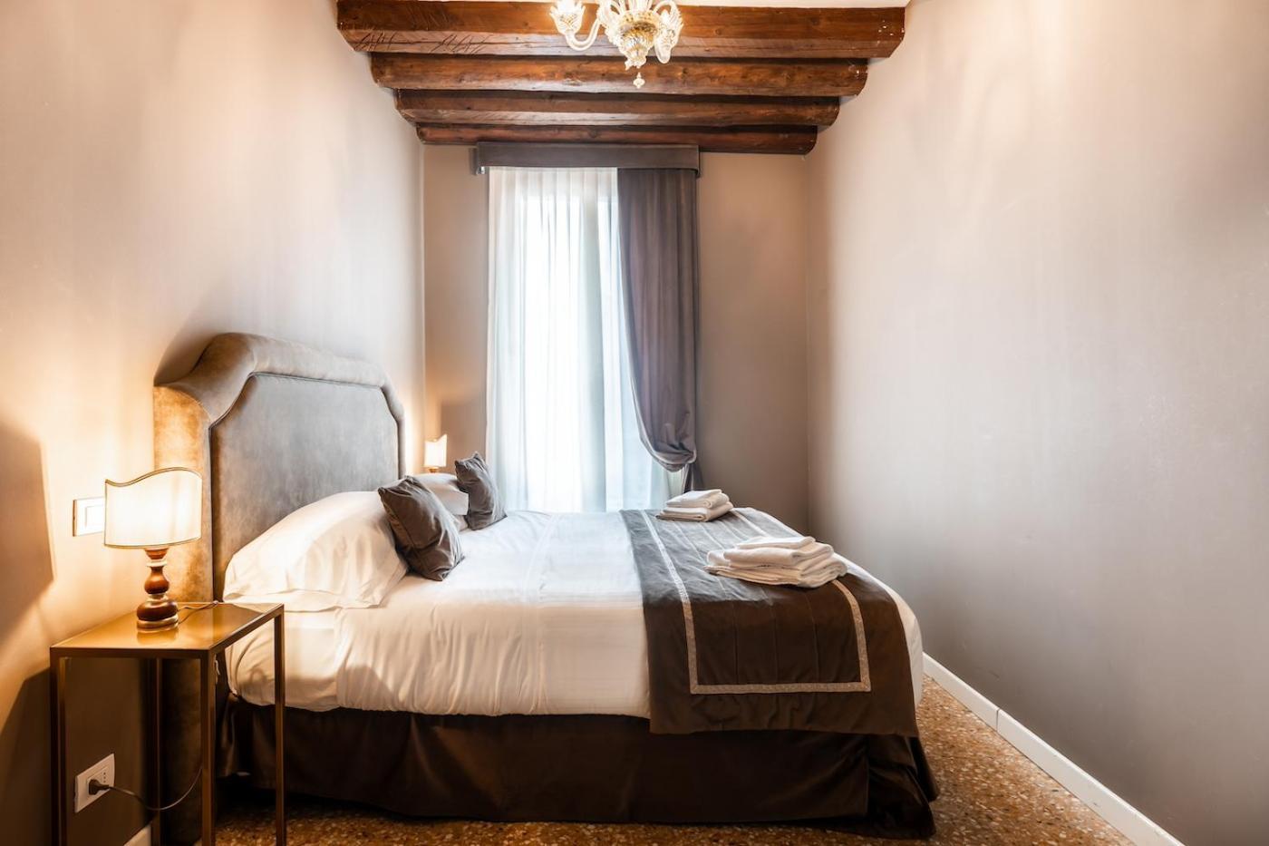 San Teodoro Palace - Luxury Apartments Venedig Eksteriør billede