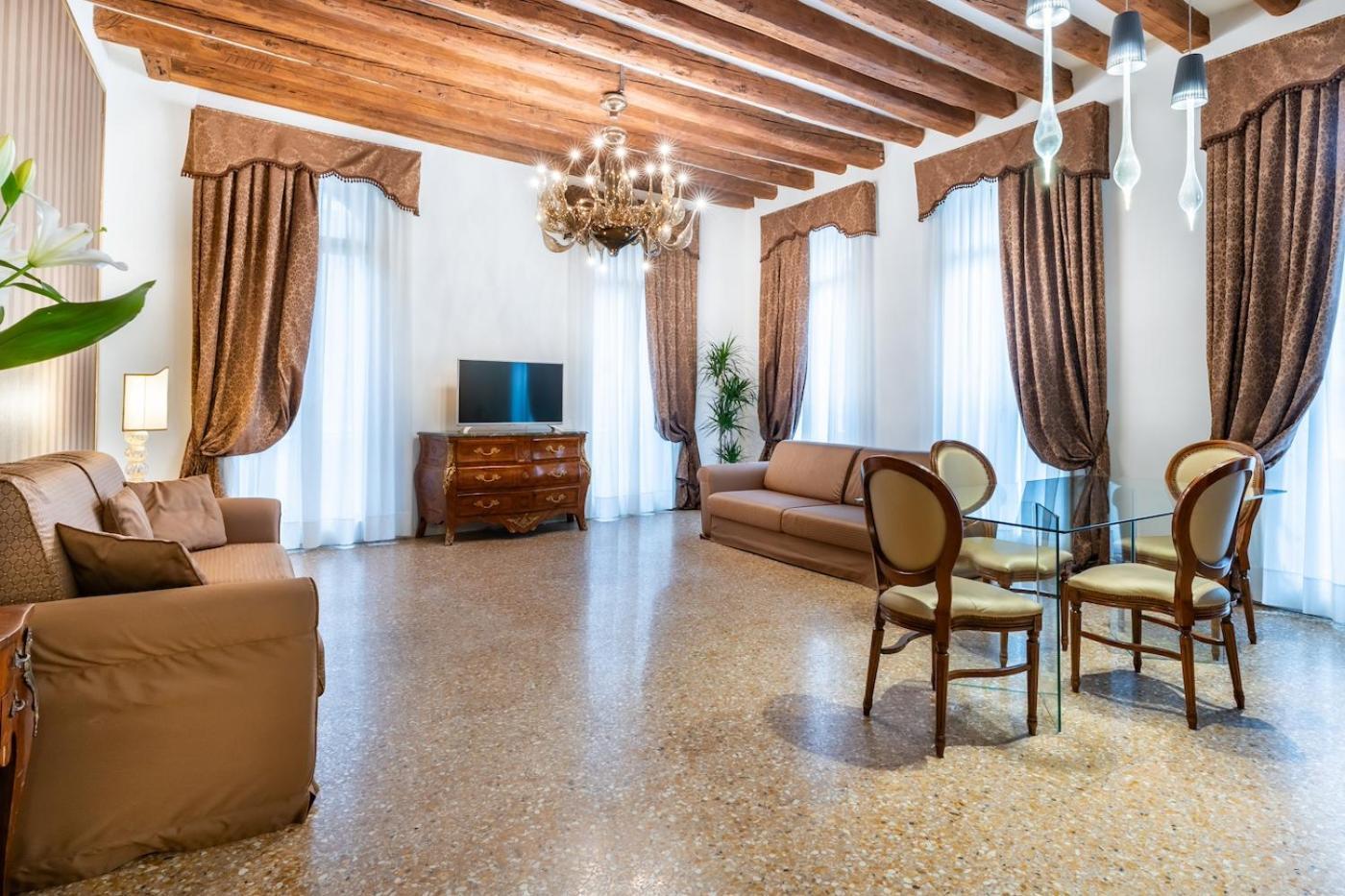 San Teodoro Palace - Luxury Apartments Venedig Eksteriør billede
