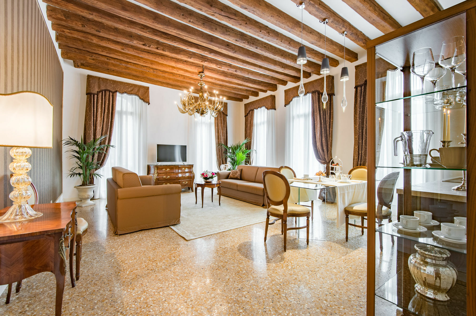 San Teodoro Palace - Luxury Apartments Venedig Eksteriør billede